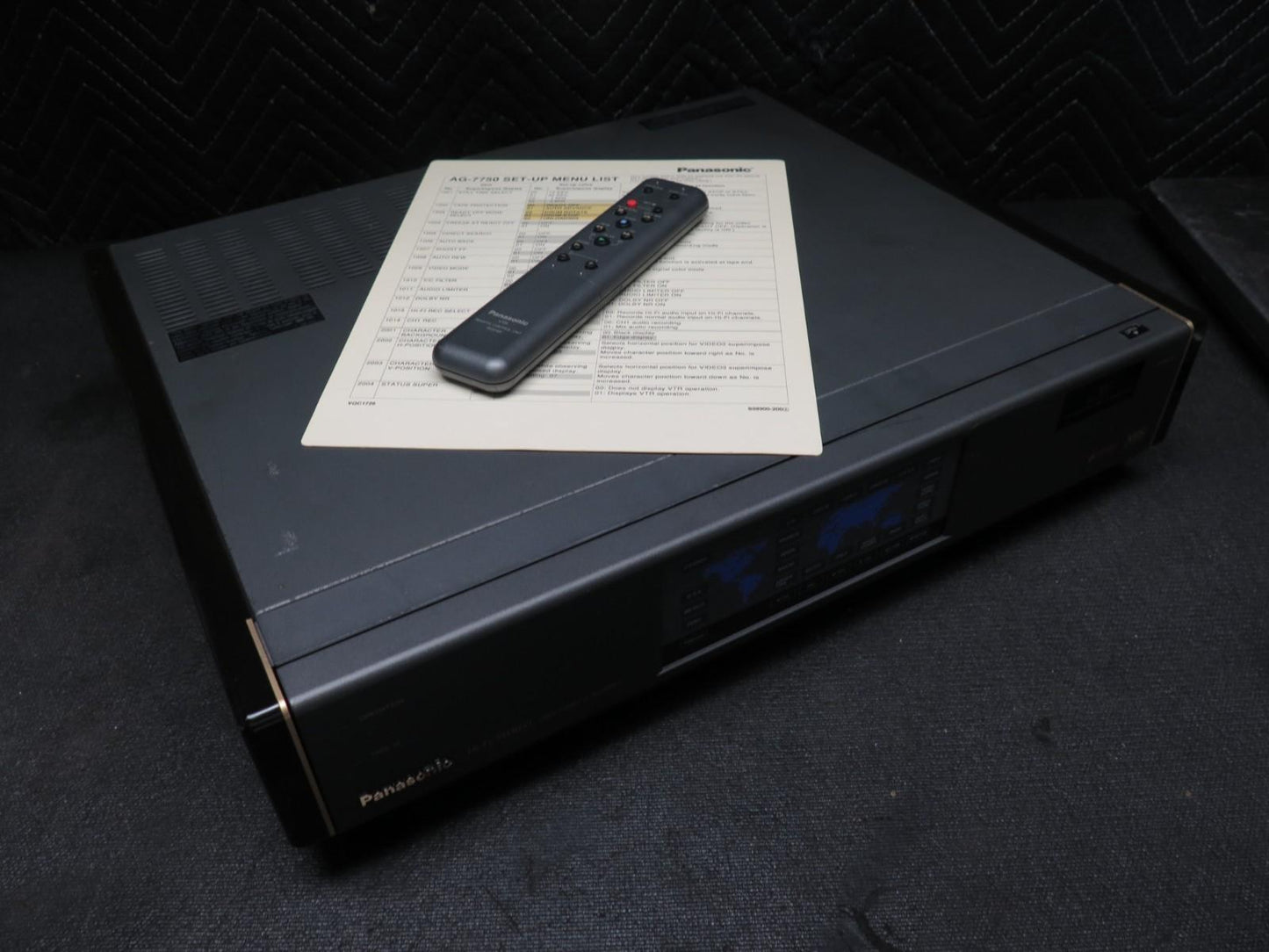 Panasonic AG-W1-P Multi VHS Recorder - PAL, SECAM, NTSC Worldwide w/ Remote