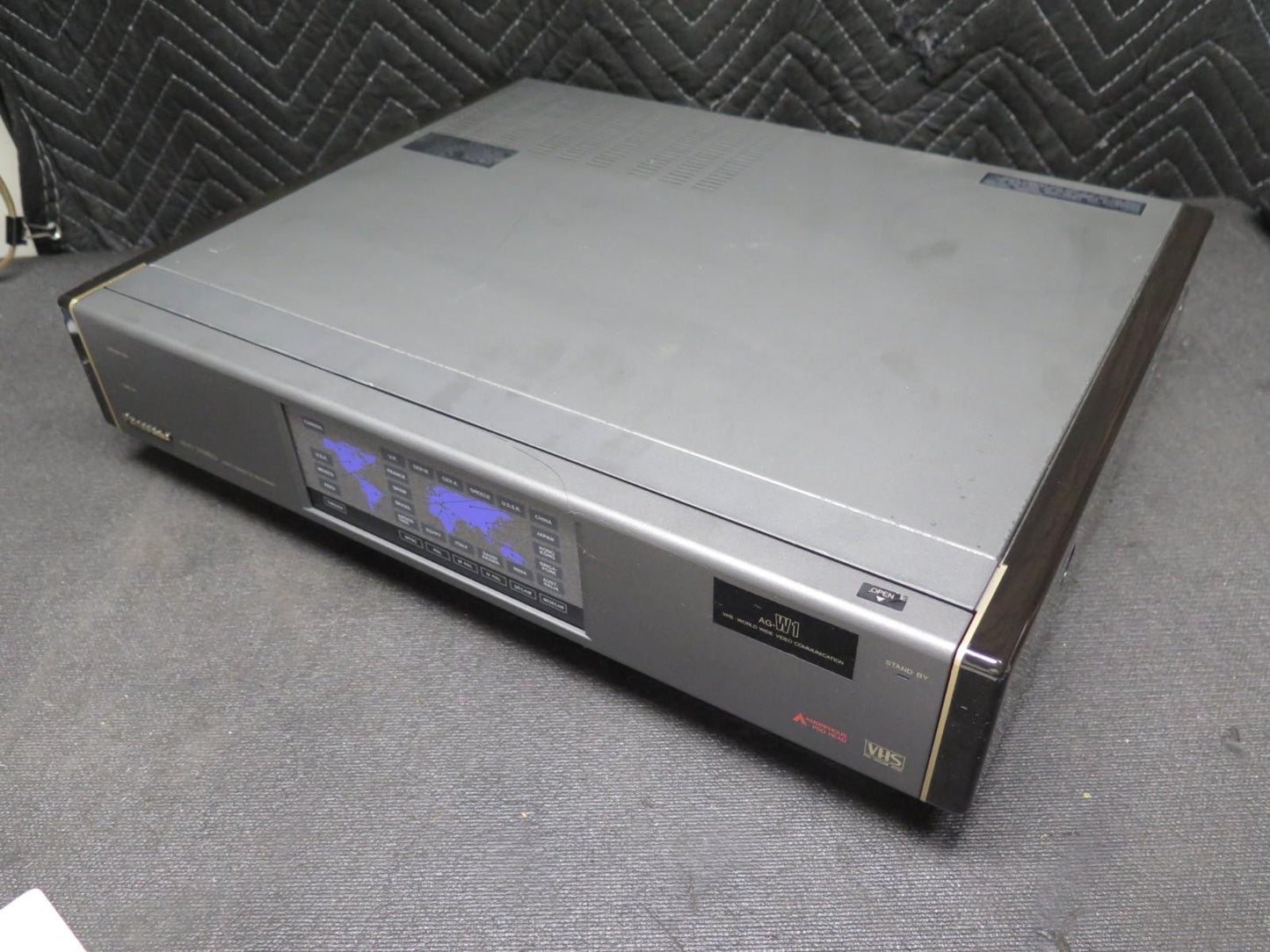 Panasonic AG-W1-P Multi VHS Recorder - PAL, SECAM, NTSC Worldwide w/ Remote