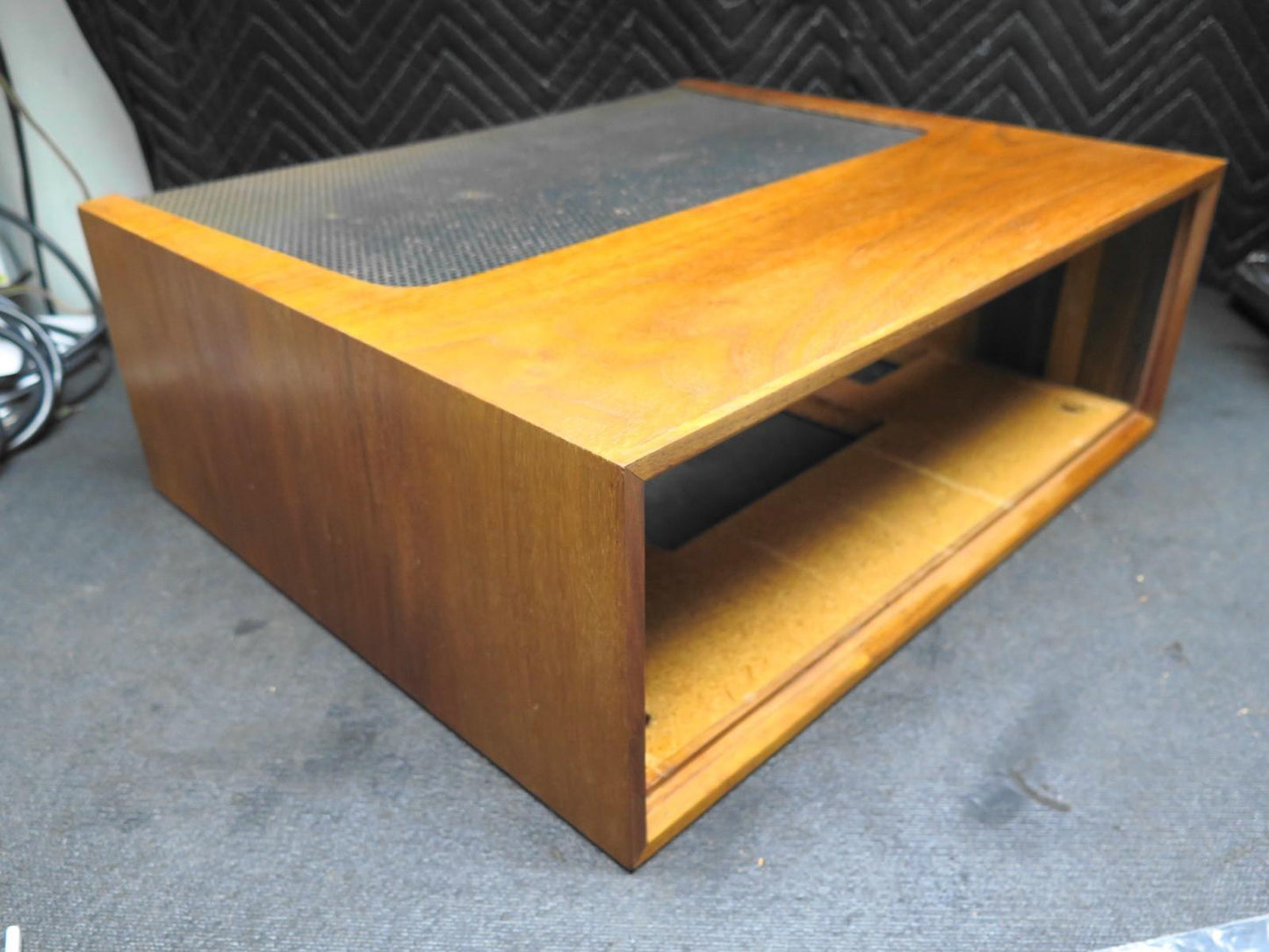 Marantz WC22 Wood Cabinet Case WC-22 Original