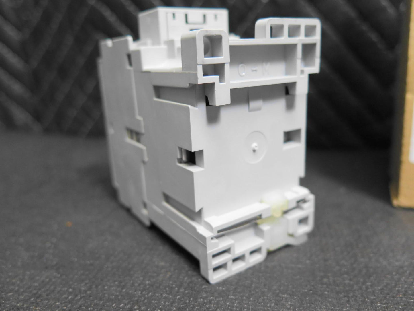 Allen Bradley 100-C23KF10 100-C23*10 100-C23KF10 AC230V Contactor AB