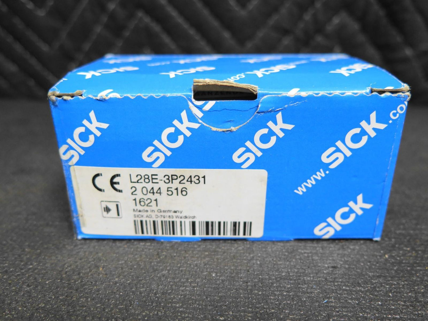 SICK L28E-3P2431 Photoelectric Safety Sensor