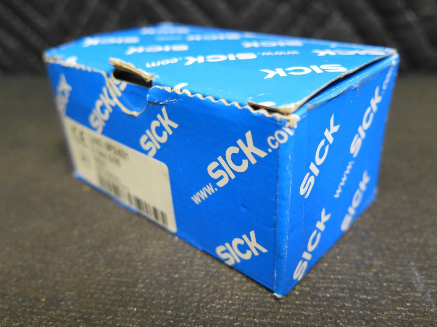 SICK L28E-3P2431 Photoelectric Safety Sensor