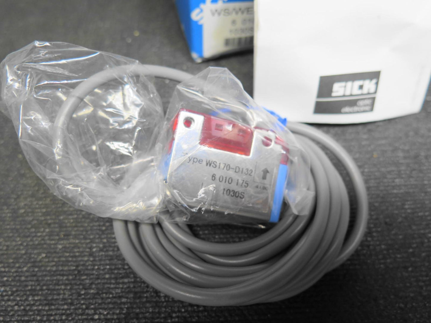 SICK WS170-D132 Through beam Photoelectric Switch