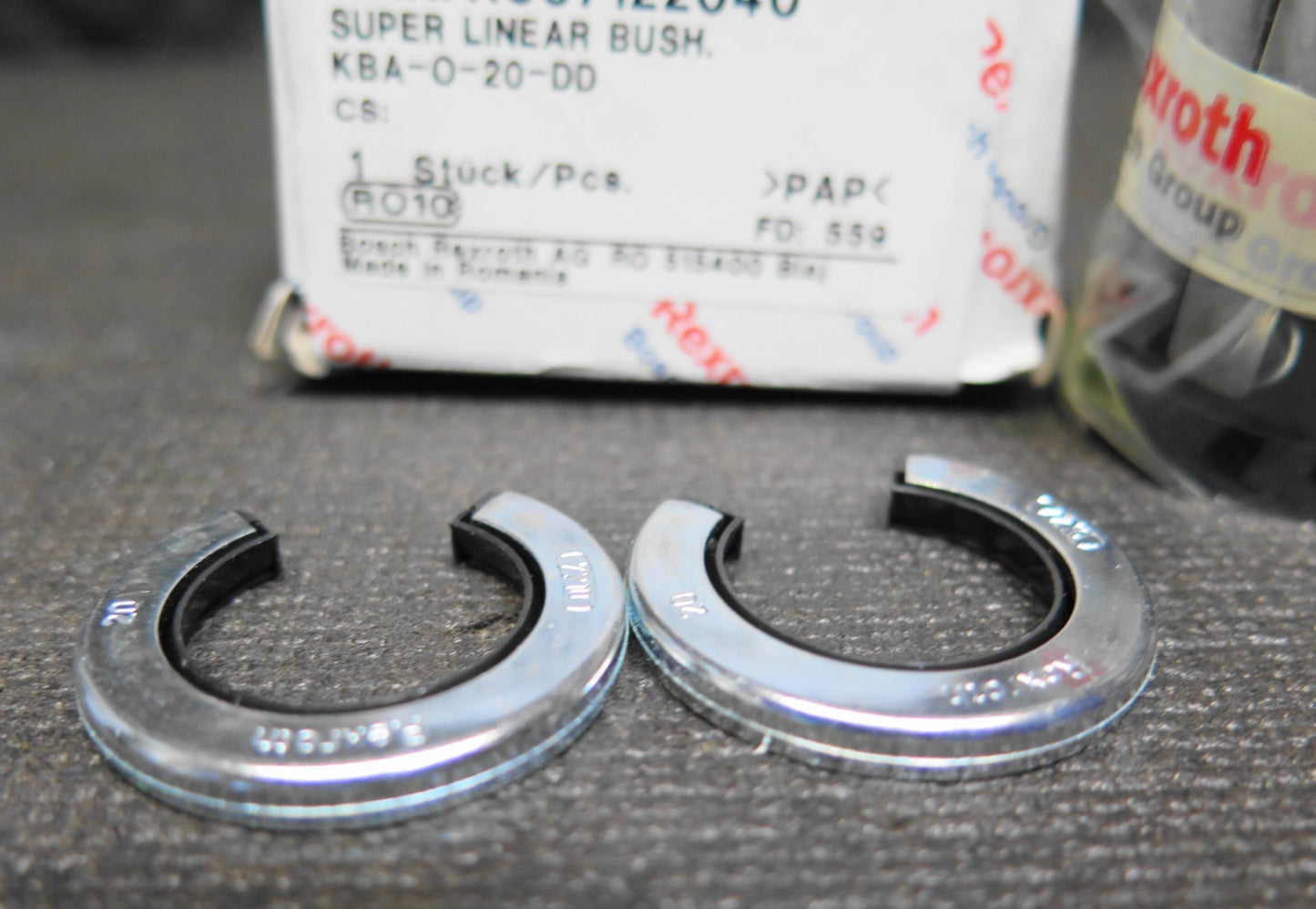 BOSCH REXROTH R067122040 KBA-O-20-DD 20x32x45mm (1pc)