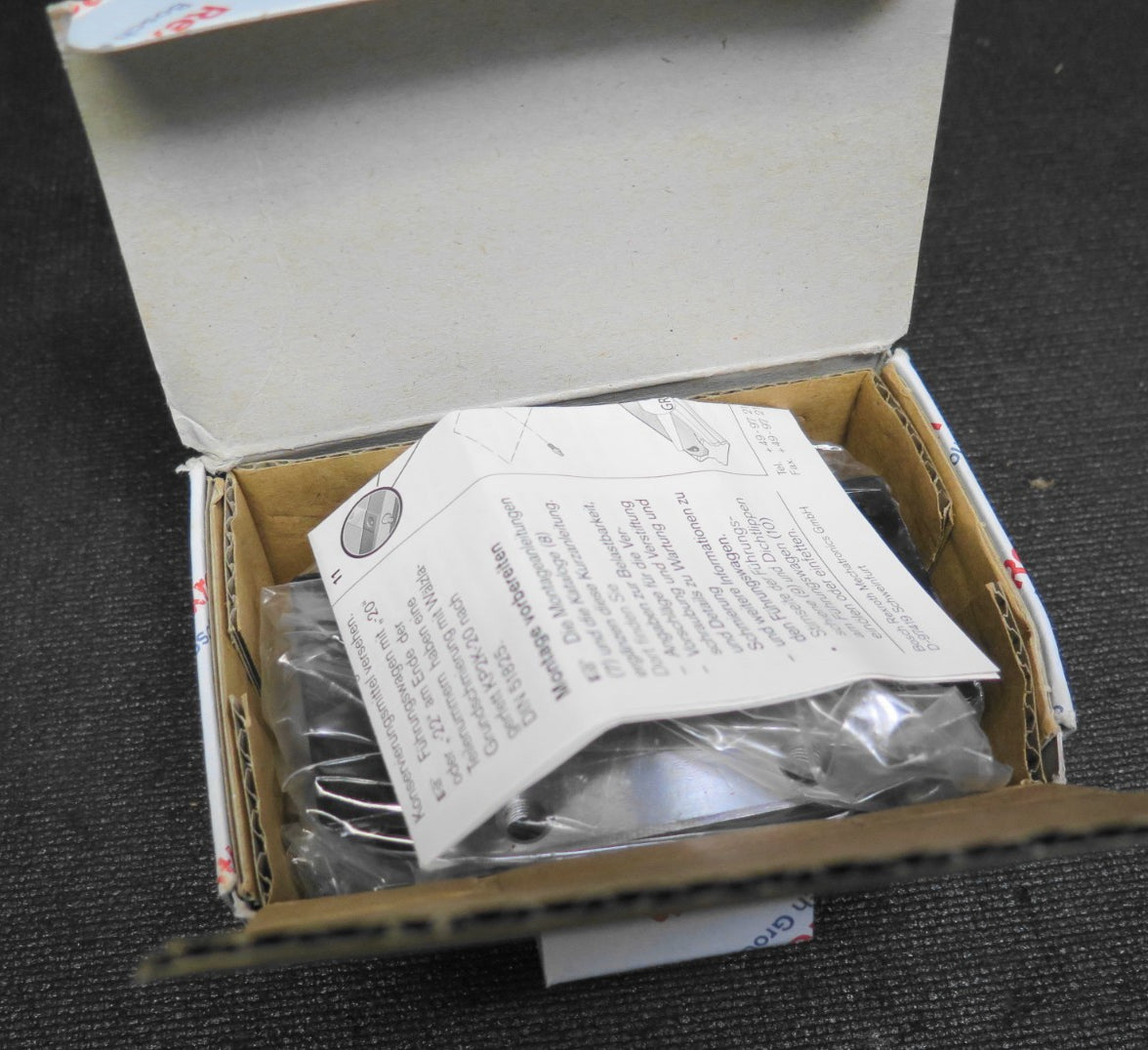 Bosch Rexroth Pre-Greased Runner Block/Ball Rail R165321420