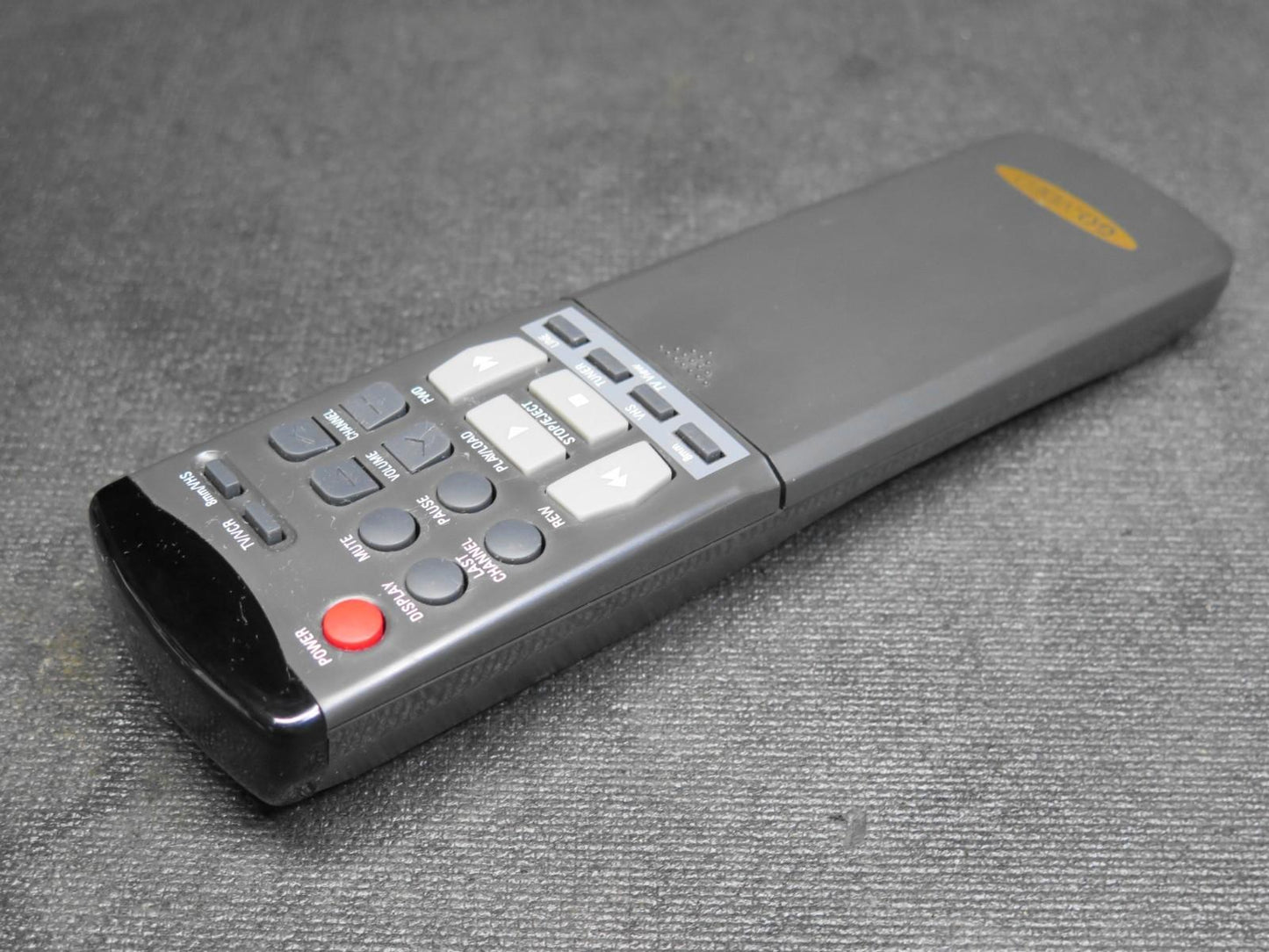 Go Video GOVIDEO GV-8020 8mm Cassette VHS VCR Recorder Remote Control