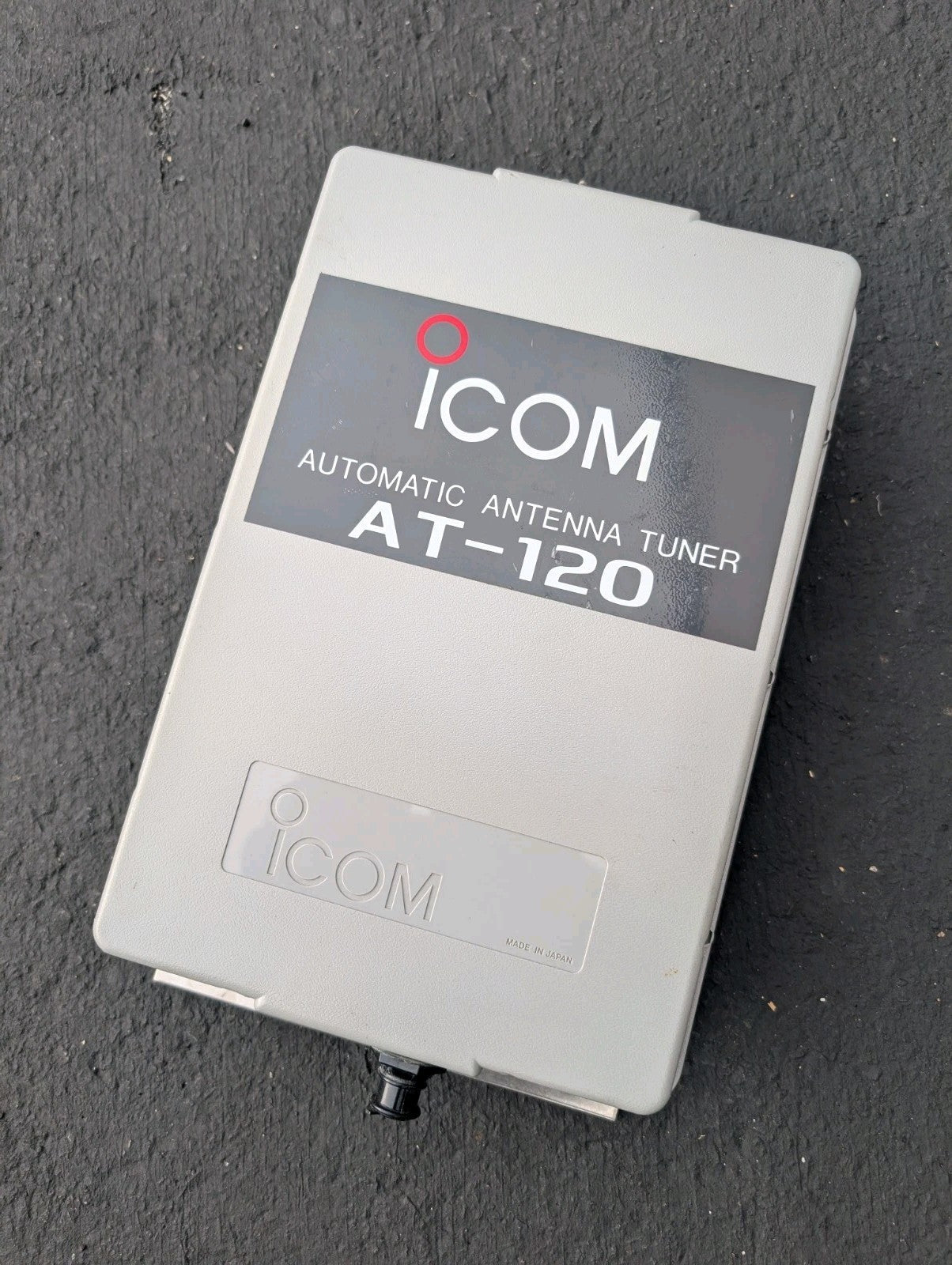 Icom AT-120 Automatic Antenna Tuner