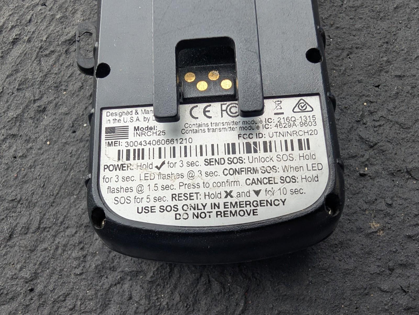 Garmin / DeLorme InReach Explorer INRCH25 Satellite  Iridium GPS Communicator