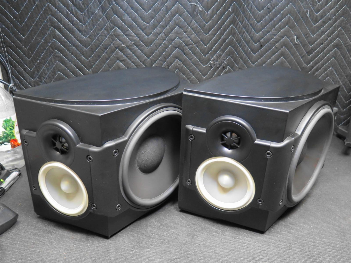 Paradigm Monitor ADP-390 V5 Dipole Surround Speakers (Pair)