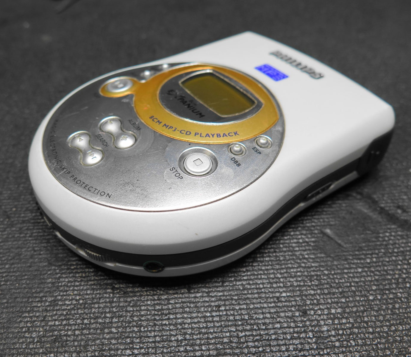 Philips Pocket Expanium EXP411/17 Personal Portable Mini MP3 CD Player Tested