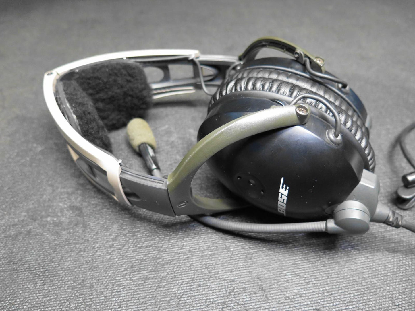 Bose X Aviation A10 Dual GA Plugs Headset AHX-32-01