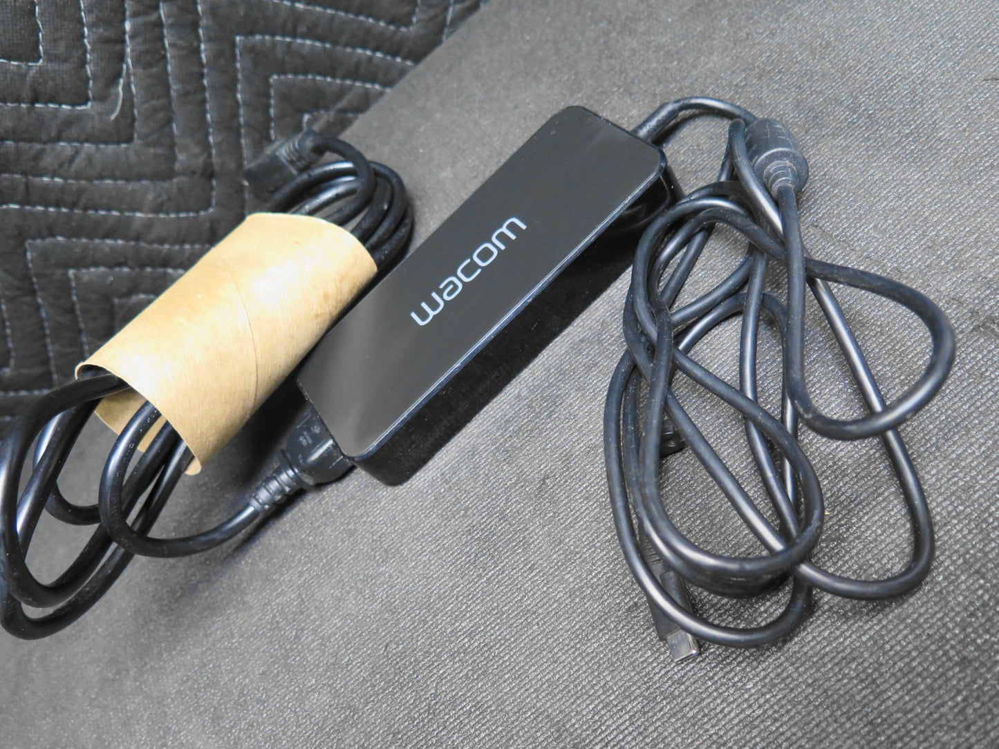 Original WACOM ACK42714 POW-A133 ADP-100PB B 100W USB-C AC Adapter