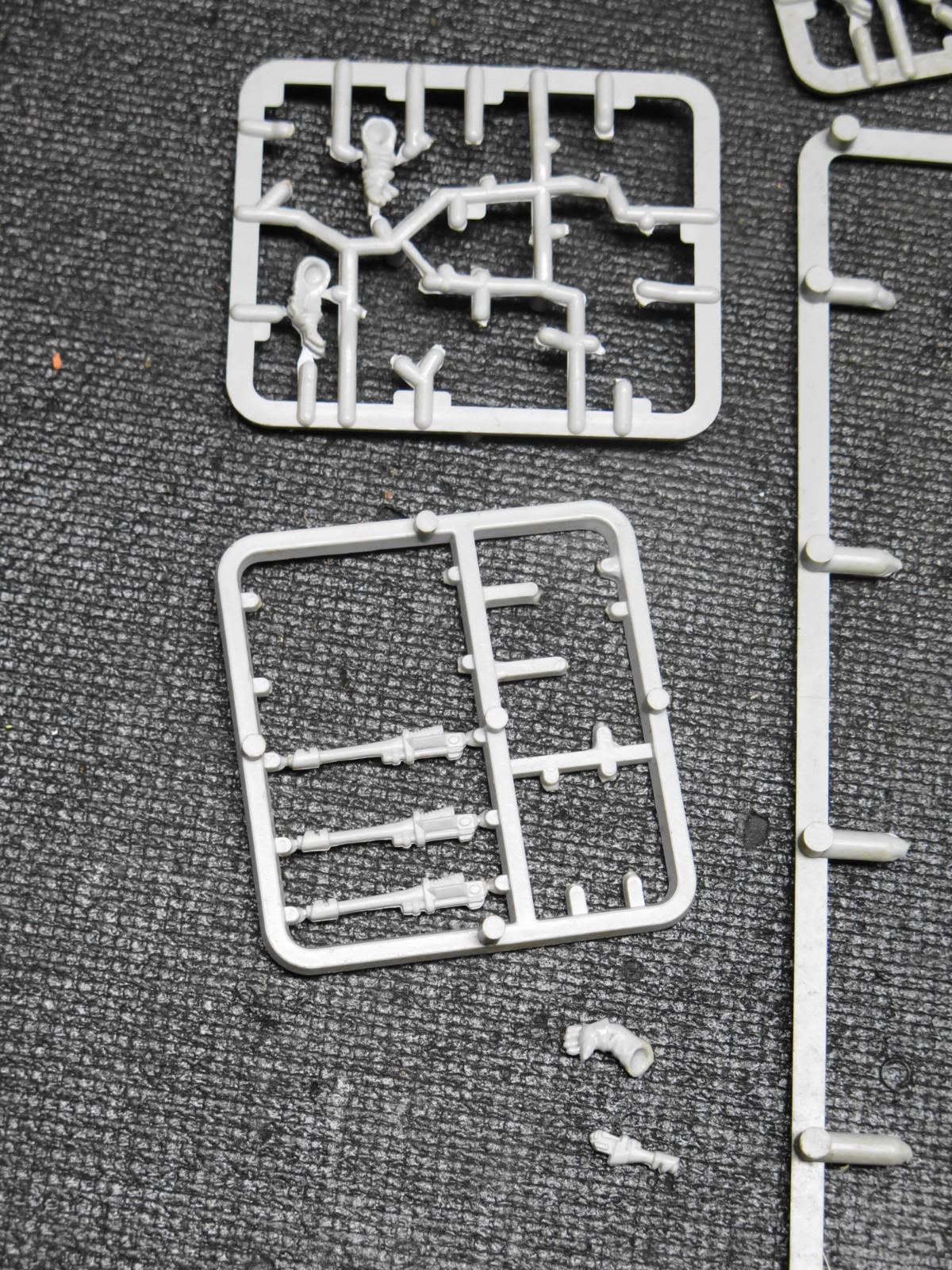 Warhammer 40K Space Dwarfs (Squats) Plastic, Rogue Trader Rare OOP Citadel Squat