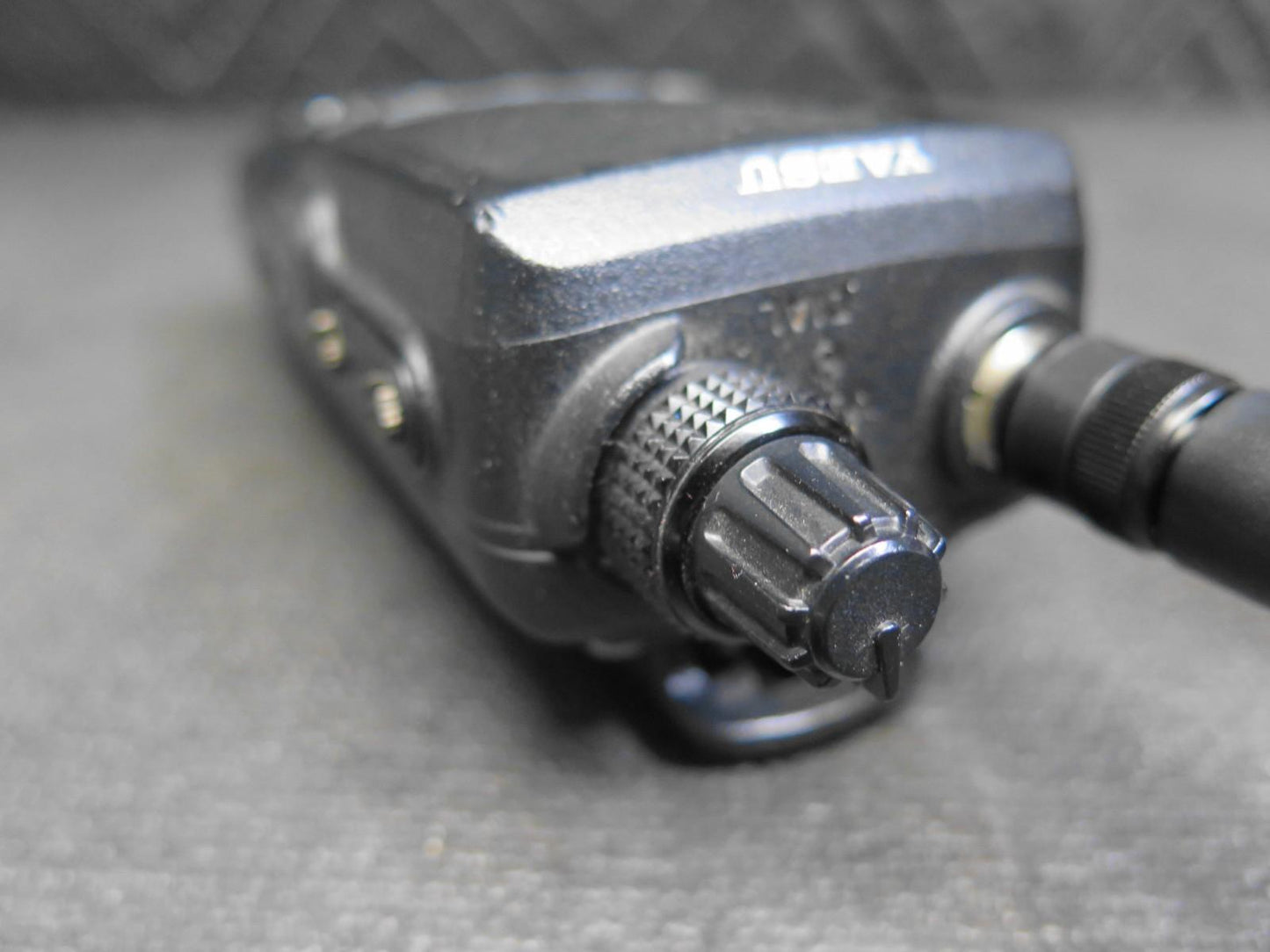 Yaesu Spirit FTA-750 w/ Charging Cradle - New Antenna
