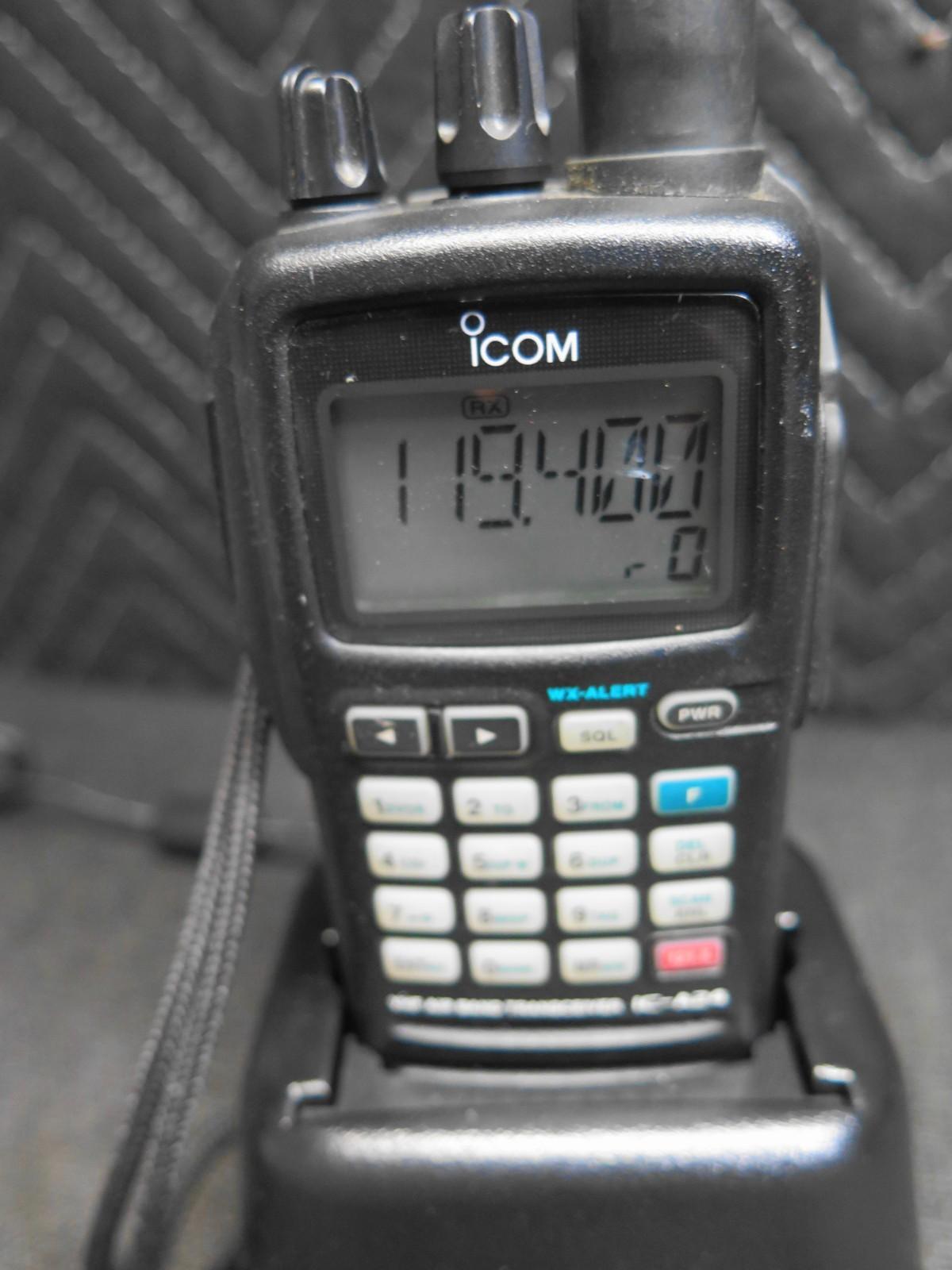 ICOM IC-A24 VHF Air Band Transceiver Aviation Handheld Radio w/Charger