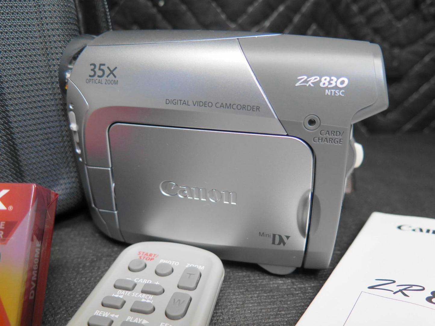 Canon ZR830 MiniDV Camcorder W/ Manual, Charger, Cables, Remote, Case, 3x Tapes