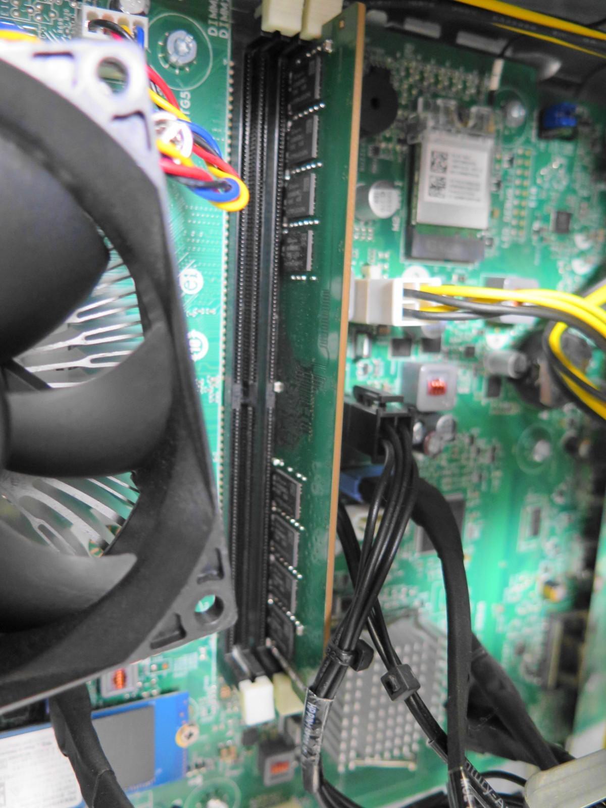 HP M01-F1214 AMD Ryzen 3, 8GB RAM, 256GB NVMe, 512MB Radeon GFX, Keyboard Win 11