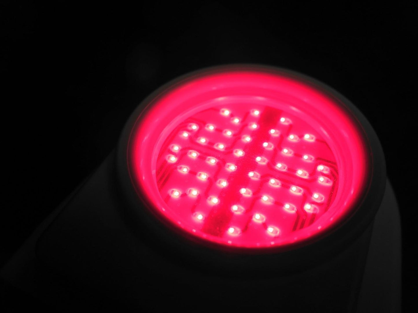 Quantum Warp 10 - 670nm Red Light Laser Therapy - Arthritis Muscle Pain Relief