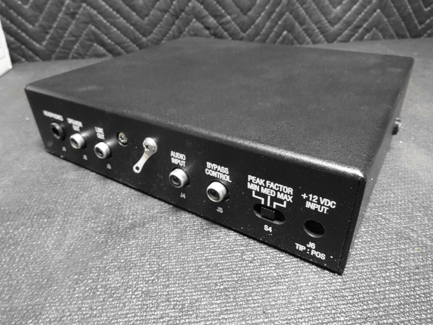 JPS NIR-12 Dual DSP Noise and Interference Reducer w/ Box & Manual