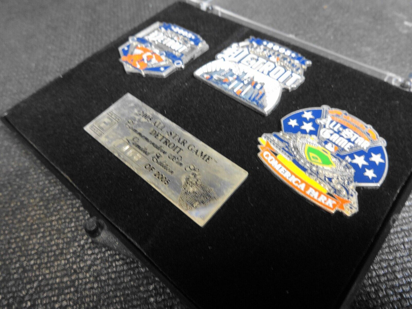 2005 MLB All Star Game Detroit Commemorative Pin Set Limited Edition - Licensed