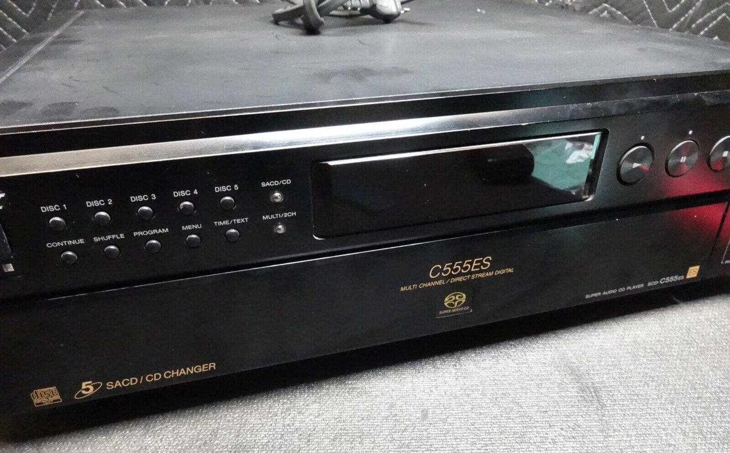 SONY Super Audio CD Player  SCD-C555ES 5-CD Changer PARTS OR REPAIR