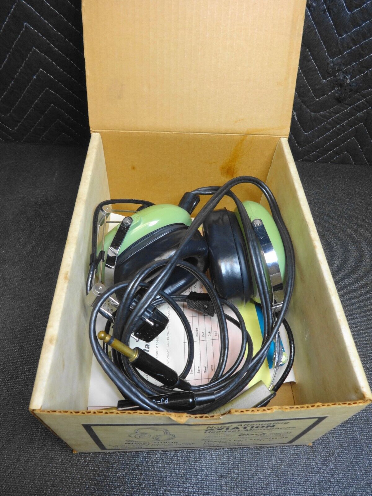 David Clark H10-10 Aircraft Headset - GA Plugs, with original box