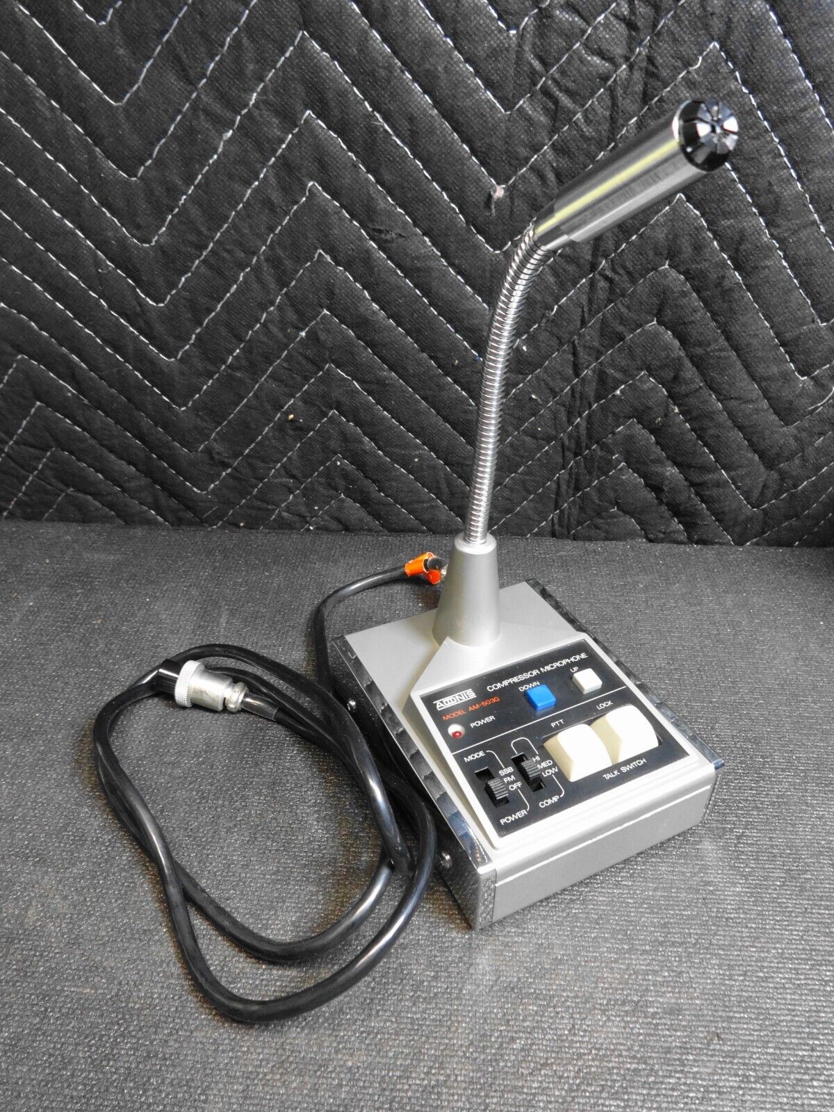 Vintage Adonis AM-503G Desktop Compressor Microphone - 8 Pin – ineedths