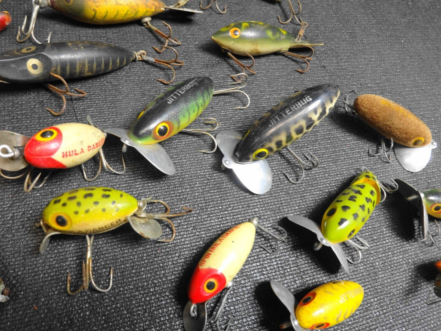 Nice Lot of 68 Vintage Heddon Arboghast Runt Spook Hula Dancer Jitterbug Lures