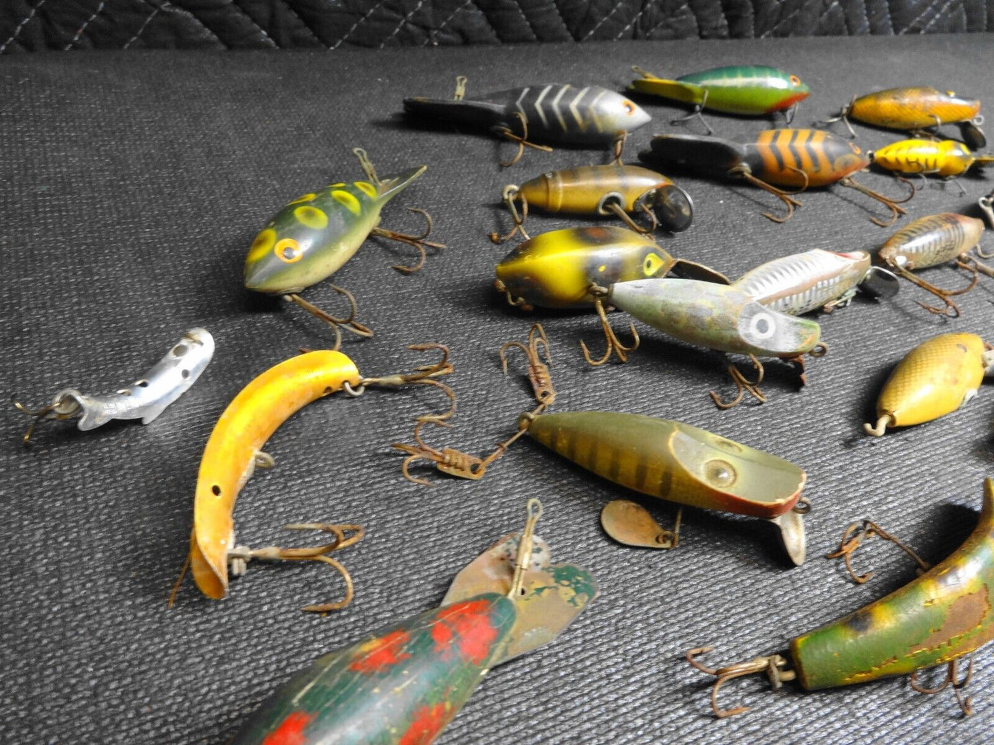 Nice Lot of 68 Vintage Heddon Arboghast Runt Spook Hula Dancer Jitterbug Lures