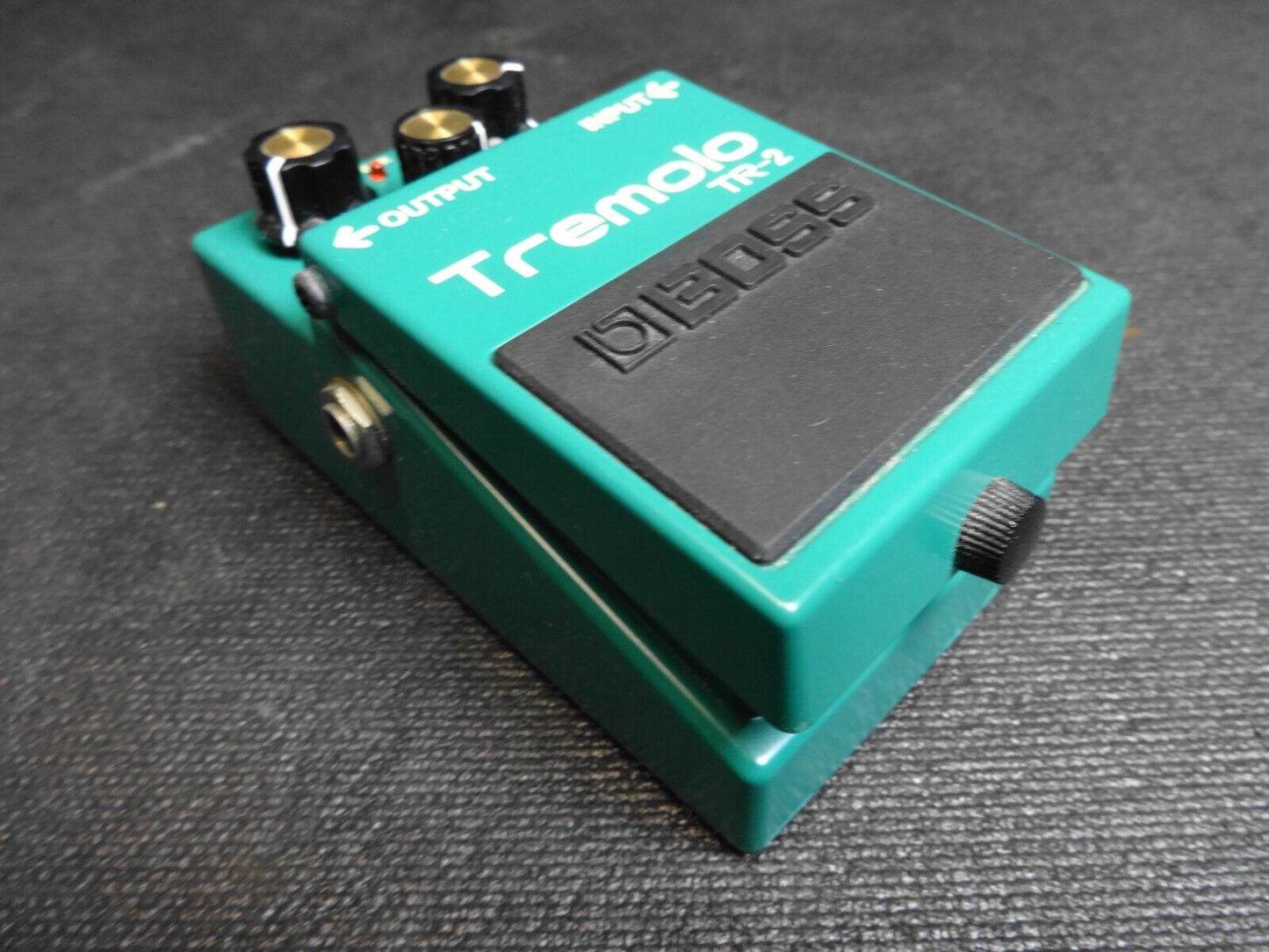 Boss TR-2 Tremolo Guitar Pedal