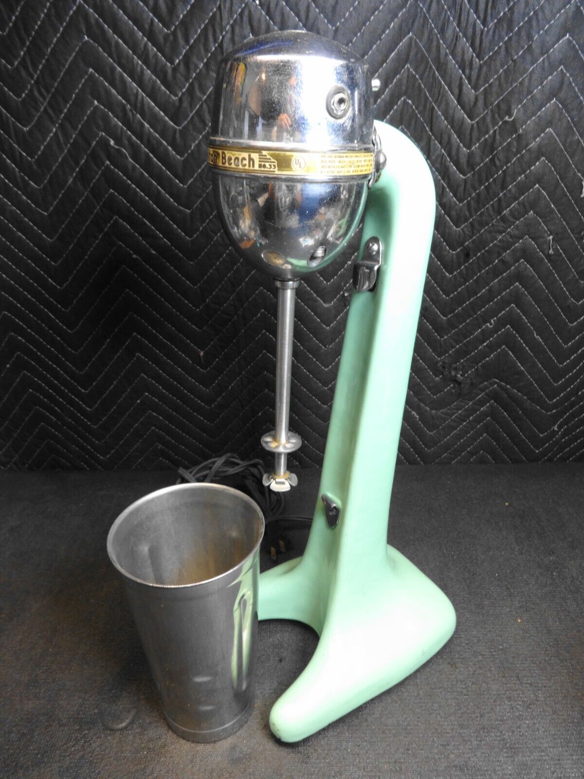 Vintage Hamilton Beach 30 Jadeite Green Milkshake Mixer Malt Blender - Working