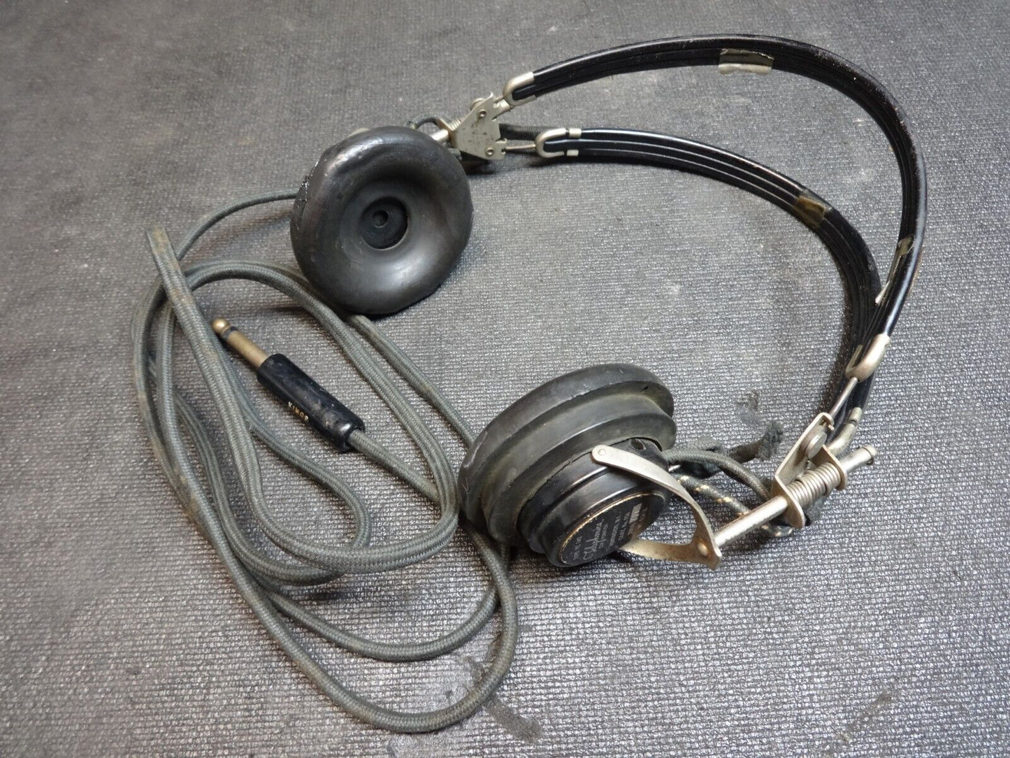 Vintage Telephonics TC 142 Aviation Headphones circa 1970s