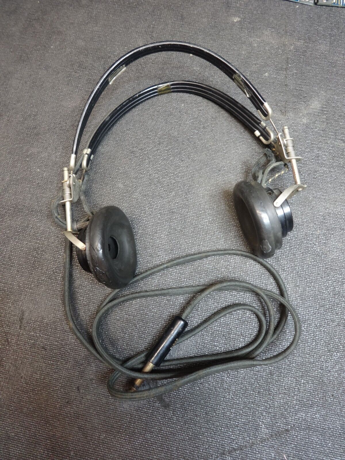 Vintage Telephonics TC 142 Aviation Headphones circa 1970s