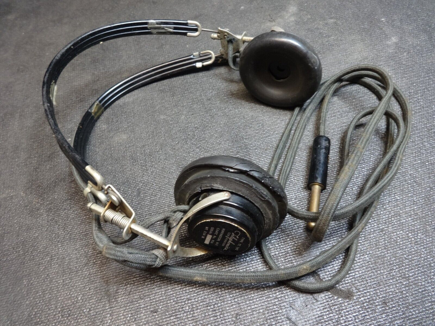 Vintage Telephonics TC 142 Aviation Headphones circa 1970s