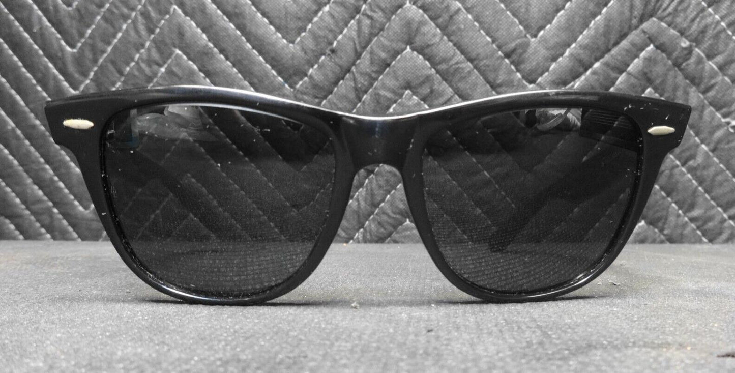 VINTAGE B&L RAY-BAN MADE IN USA L1724 G15 UV GLOSSY BLACK WAYFARER II SUNGLASSES