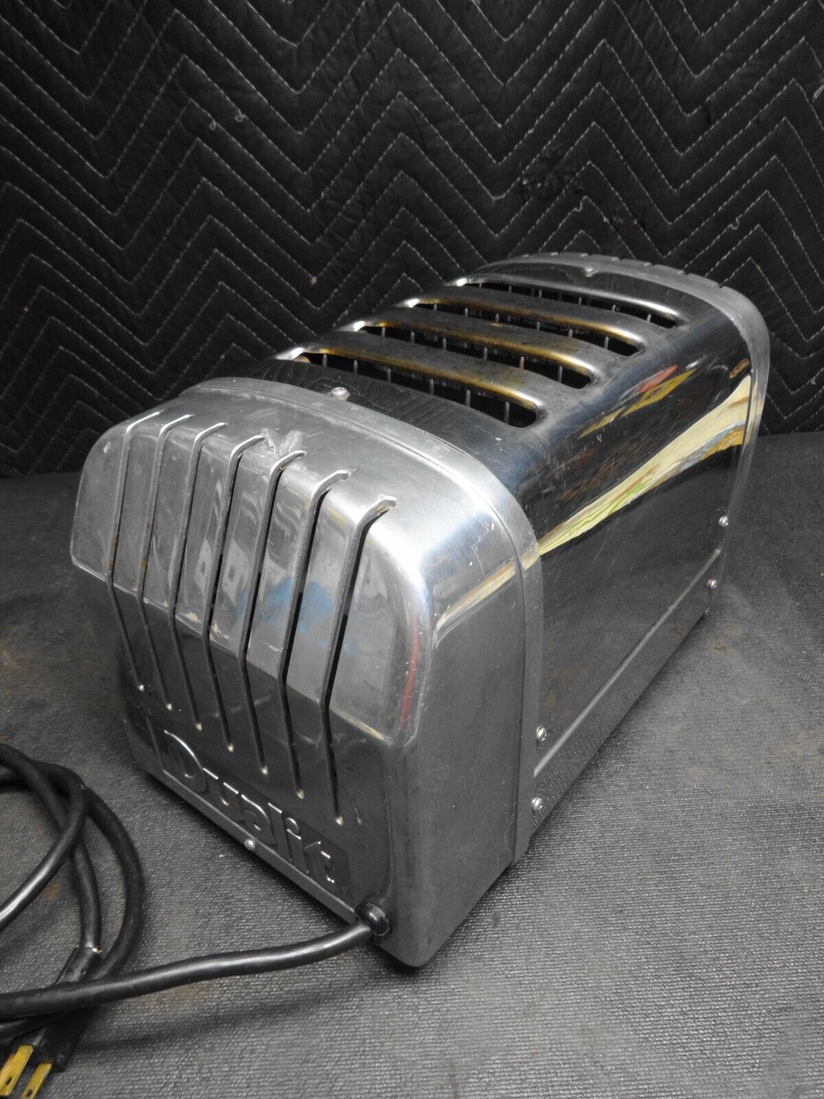 Dualit Toaster model 40415/84 (4 Slice) Chrome Made In England -Tested & Working