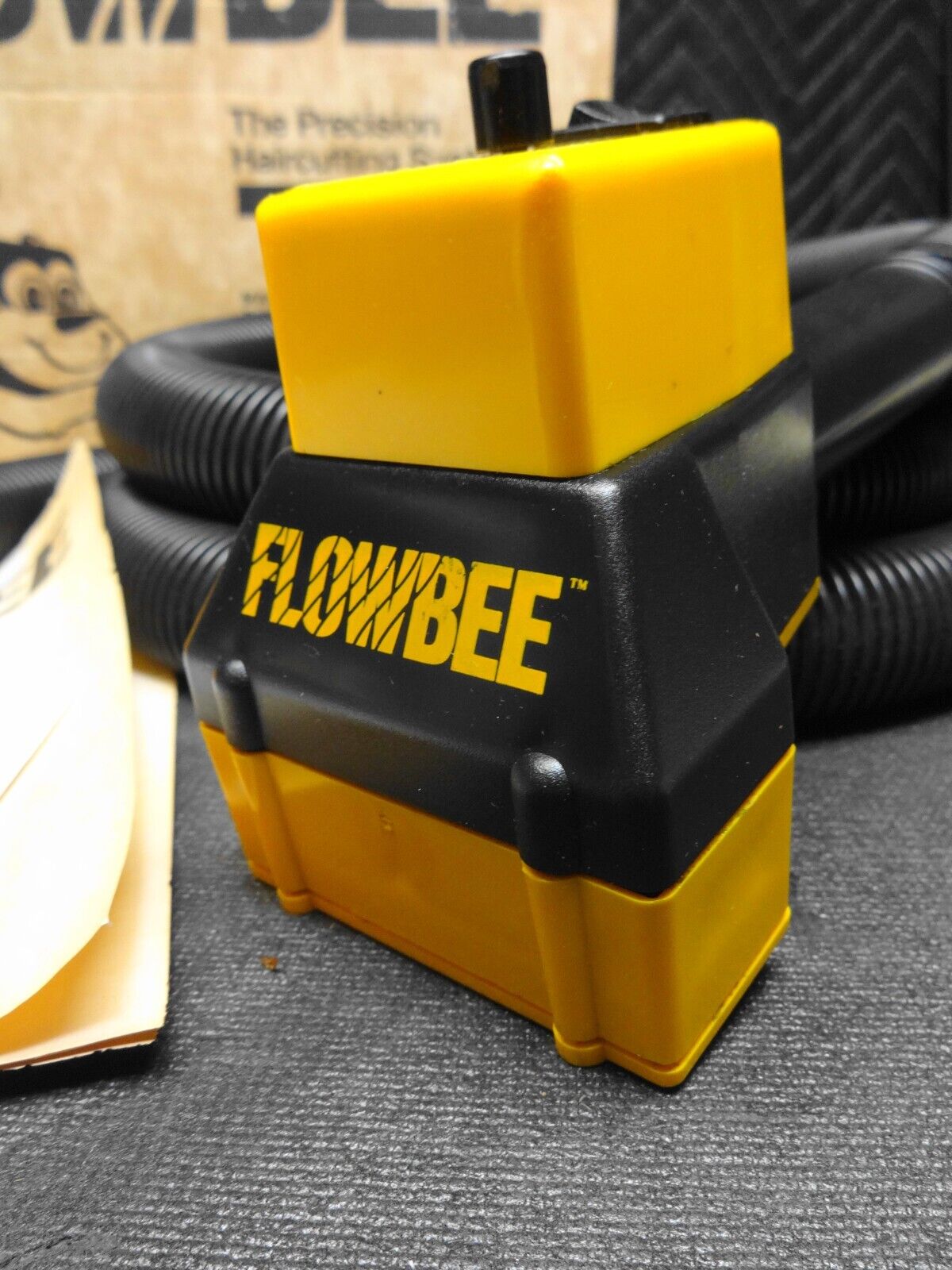 Flowbee Razor Flowbee Original Electric Precision Home Haircutting System w/ Attachm ...