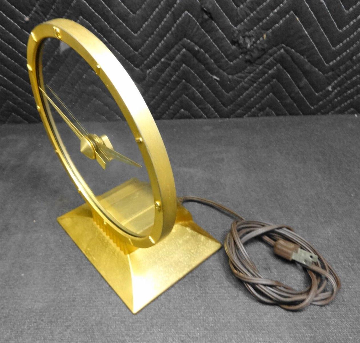 Vintage MCM Jefferson Golden Hour Mystery Clock -  Runs, Quiet, Keeps Time