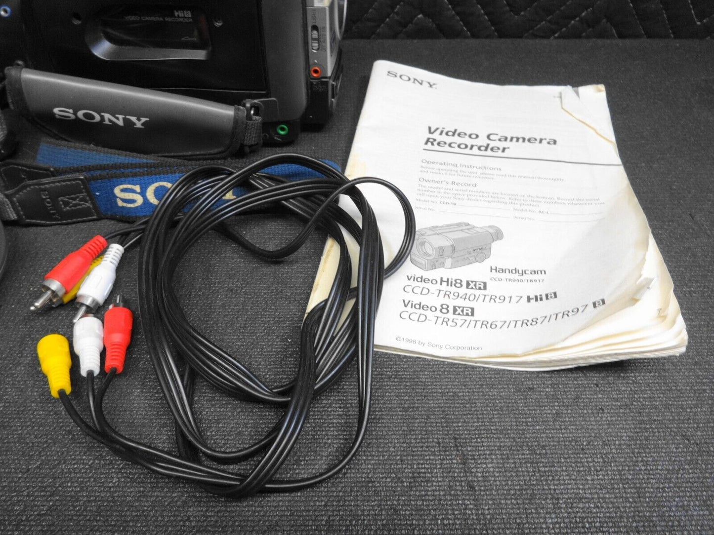 Sony CCD-TR940 Stereo HI8 HI 8 8mm Video8 Camcorder VCR Player Video Transfer