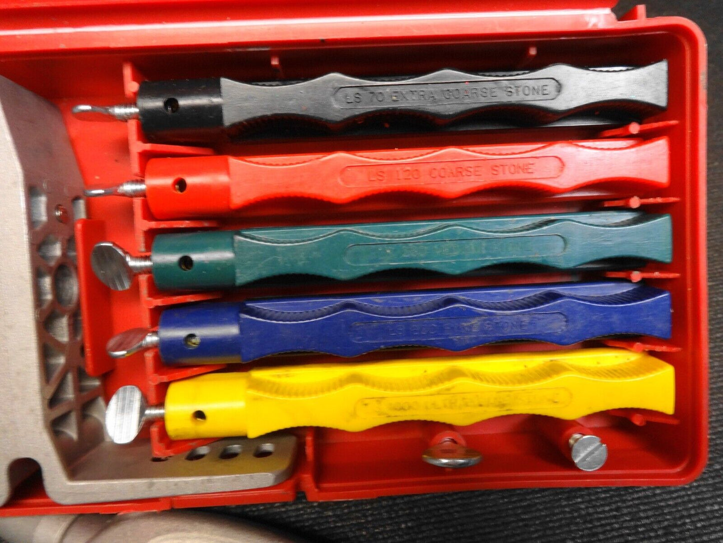 Lansky Deluxe 5-Stone Knife Sharpening System w/ Pedestal, "C" Clamp & Sapphire