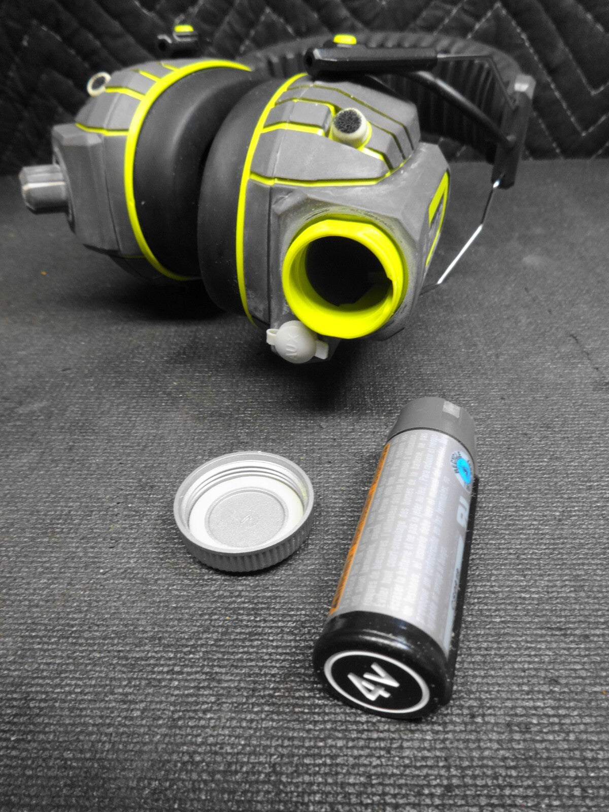 RYOBI Tek4 Noise Cancelling Suppression Headphones RP4530 - w/ Battery