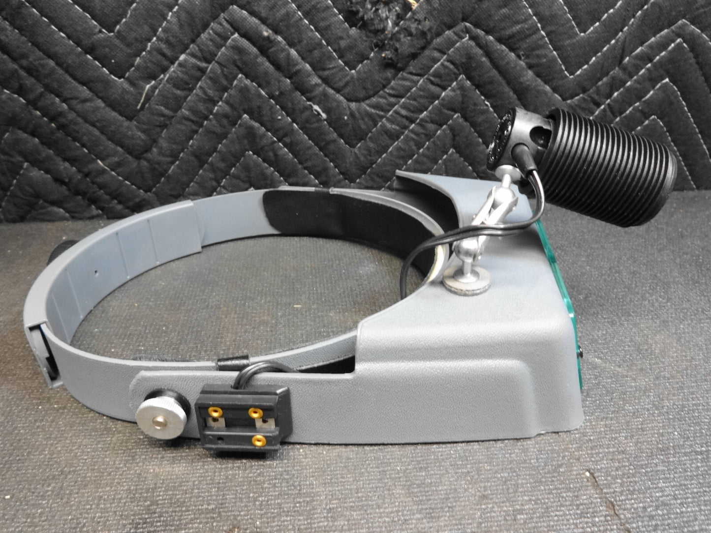Light-Tech Halogen Physicians/Tech Headlight Model 580 Tested W/ OptiVisor