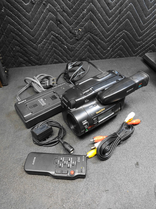 Sony CCD-TR91 Stereo 8mm Video8 Camcorder Camera VCR Player Video Transfer