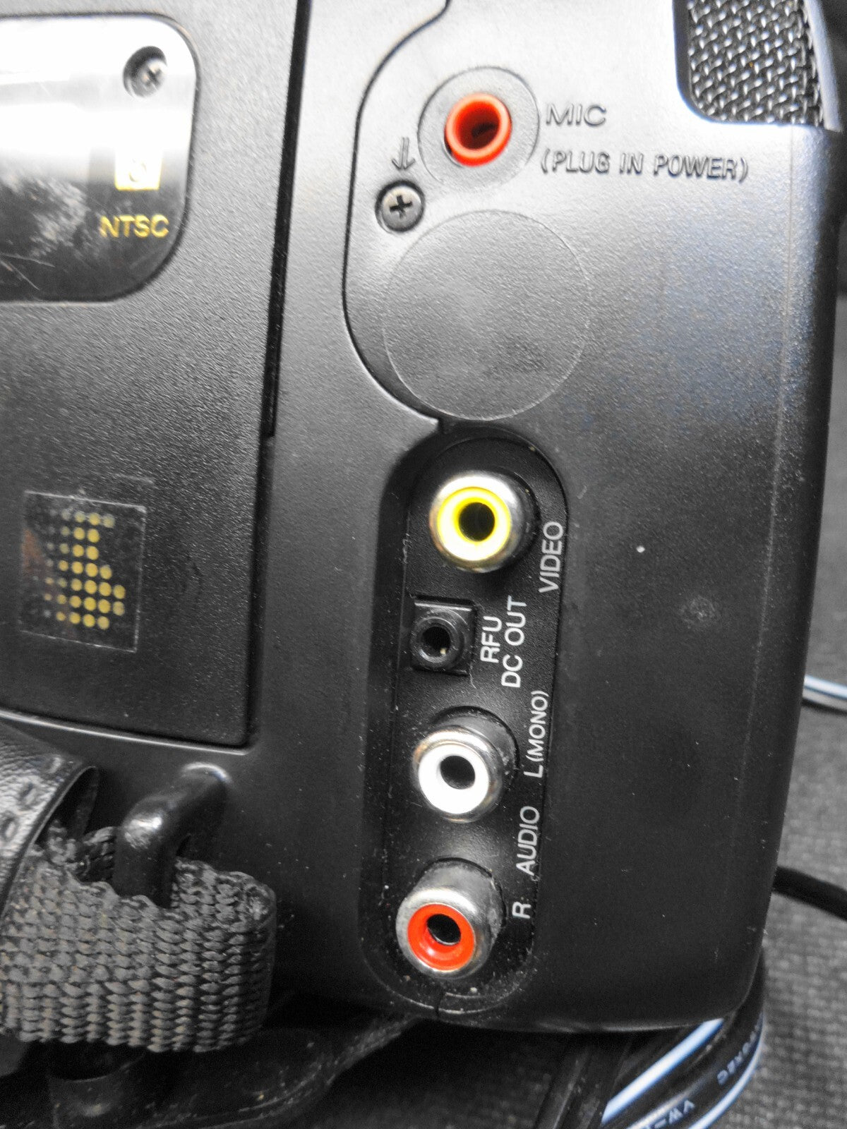 Sony CCD-TR91 Stereo 8mm Video8 Camcorder Camera VCR Player Video Transfer