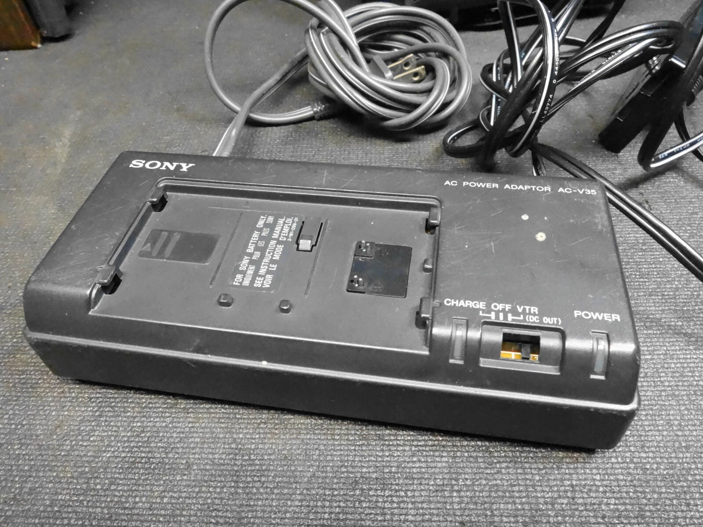 Sony CCD-TR91 Stereo 8mm Video8 Camcorder Camera VCR Player Video Transfer