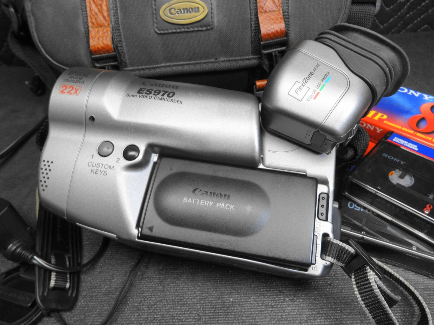 Canon ES970 ES970A 8mm Video8 Stereo Camcorder Camera VCR Player Video Transfer
