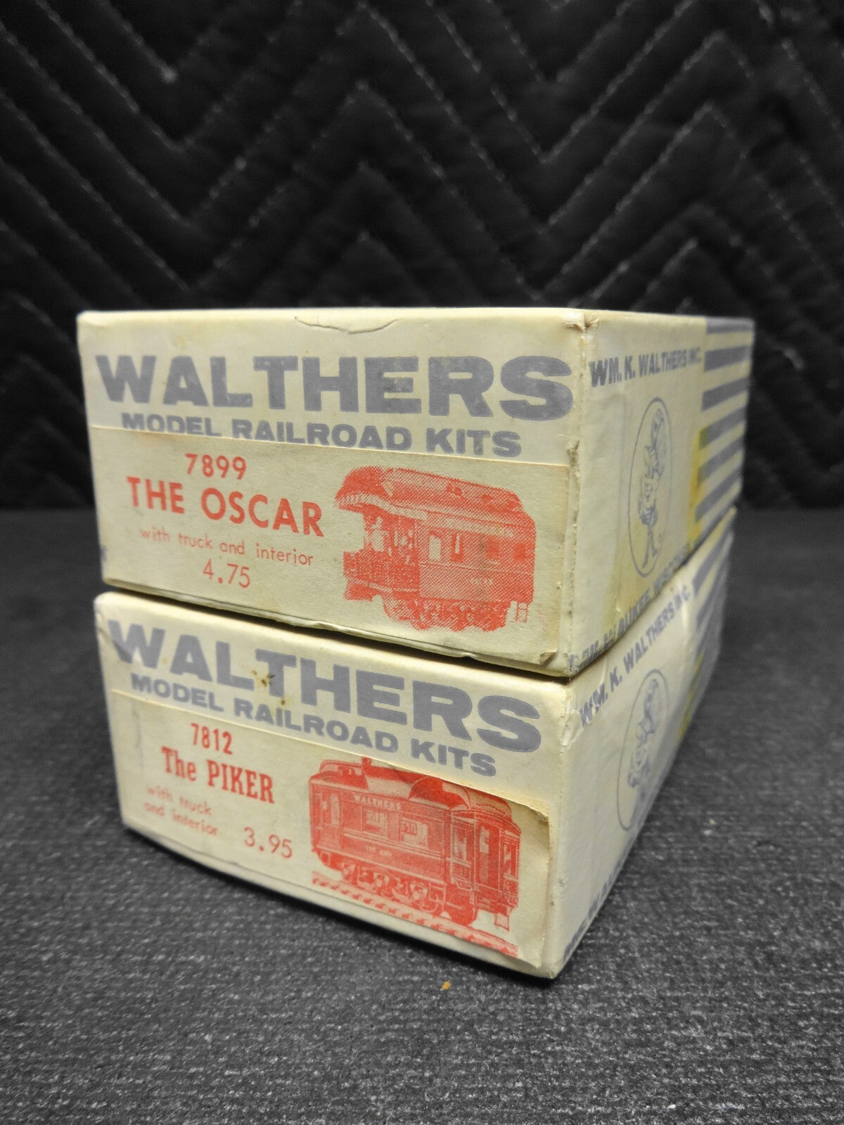 VTG NOS NIB WALTHERS THE PIKER & OSCAR HO 7812 7899 Model Train Railroad Car Kit