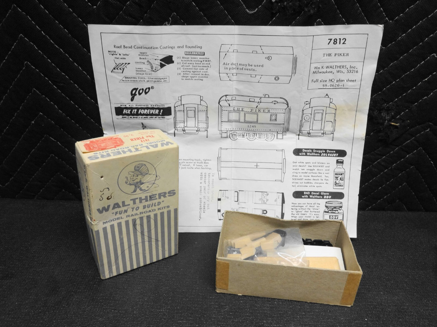 VTG NOS NIB WALTHERS THE PIKER & OSCAR HO 7812 7899 Model Train Railroad Car Kit