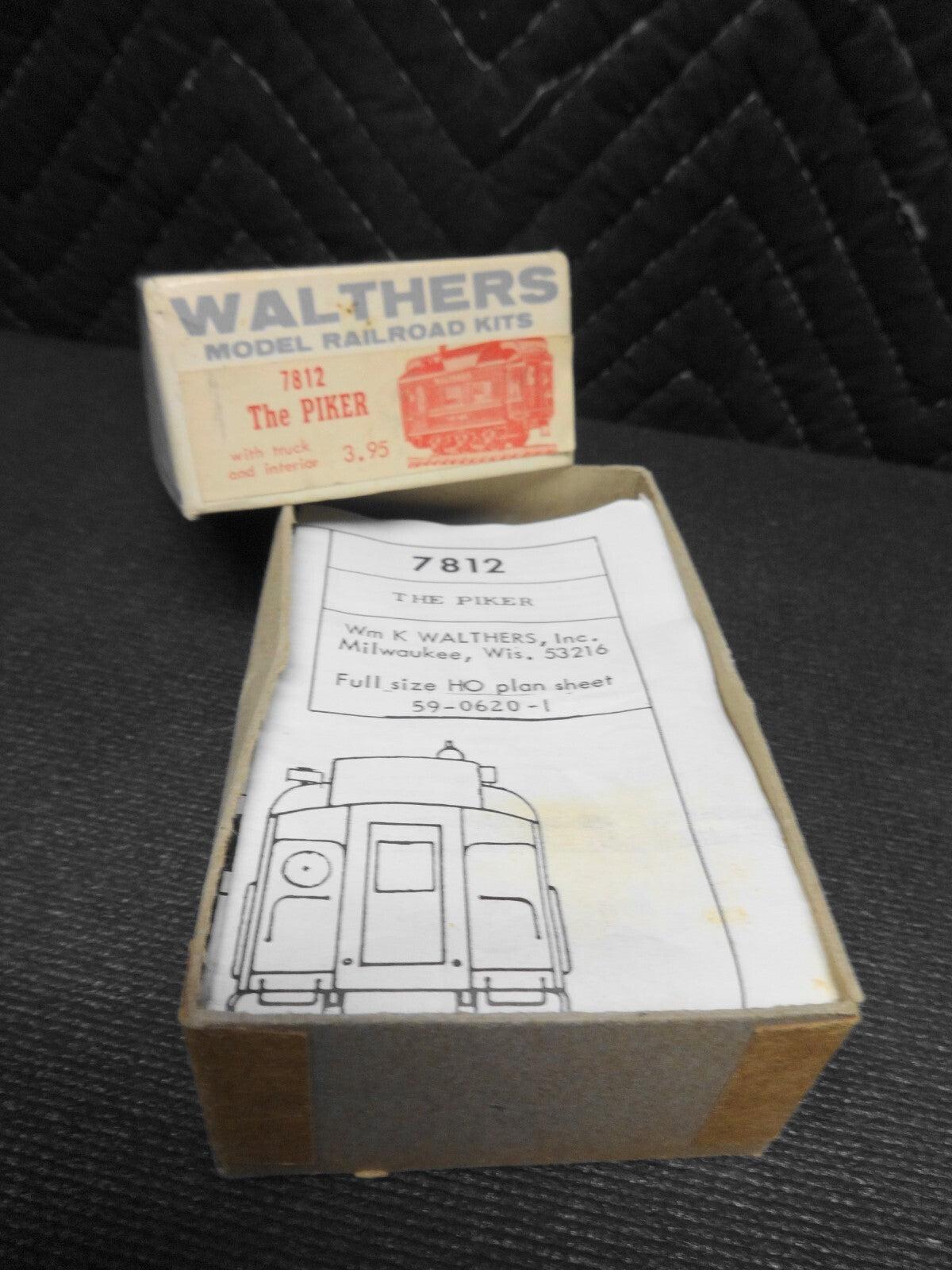 VTG NOS NIB WALTHERS THE PIKER & OSCAR HO 7812 7899 Model Train Railroad Car Kit