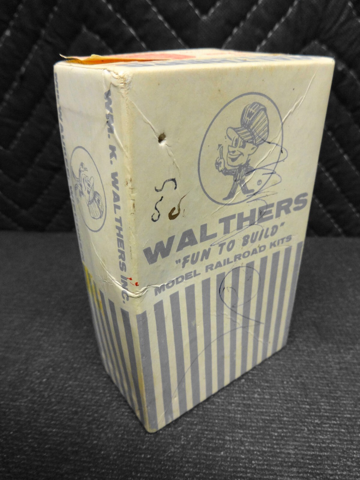 VTG NOS NIB WALTHERS THE PIKER & OSCAR HO 7812 7899 Model Train Railroad Car Kit